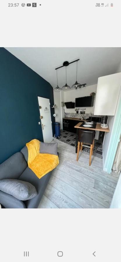 T2 Proche Gare Avec Wifi Apartment Chartres Exterior photo